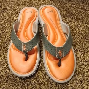 Nike flip flops